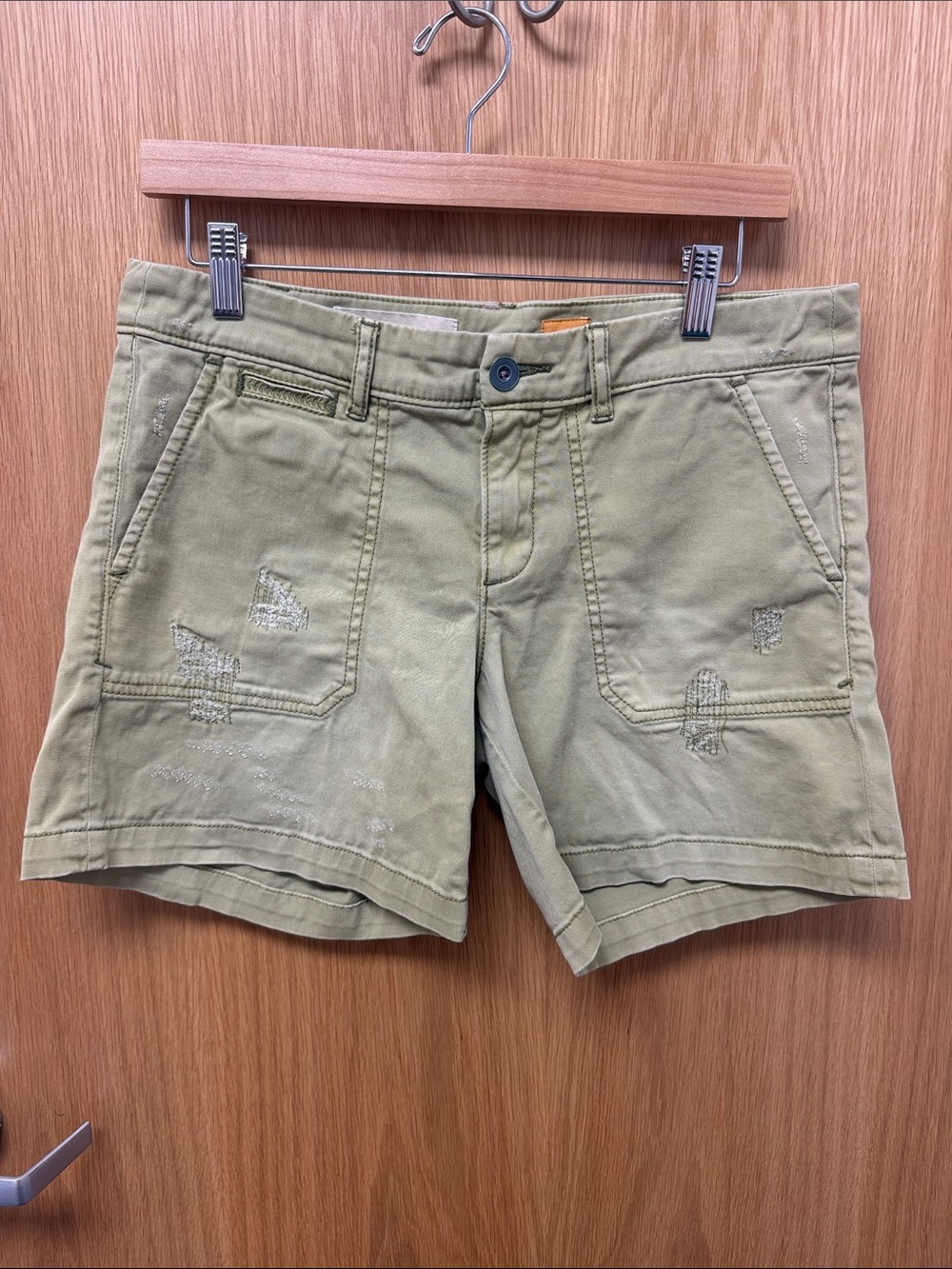 Pilcro by Anthropologie Women's Hyphen Distressed Olive Green Utility Shorts